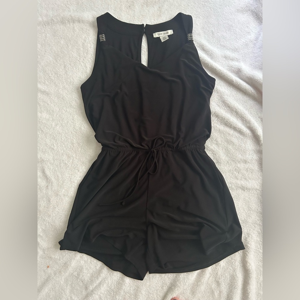 White House Black Market Black Sleeveless Romper size XXS new without tags